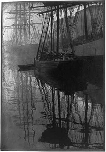 HistoricalFindings Fotoğraf: Örümcek ağları, Suya Yansımaları Olan Yelkenli Gemi,1908